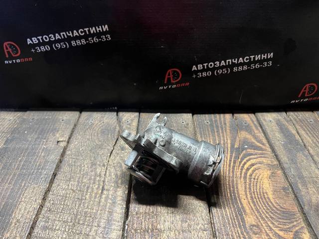 Автомобильный термостат A6422000215 MERCEDES
