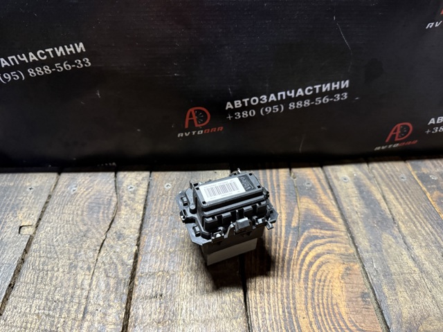T1017845R RENAULT Электроподогреватель воздуха системы отопления салона купить в Украина
