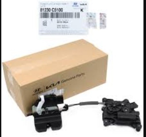 Замок двери багажника 81230C5100 HYUNDAI
