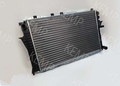 7764753 KEMP Радиатор охлаждения двигателя купить в Ужгород