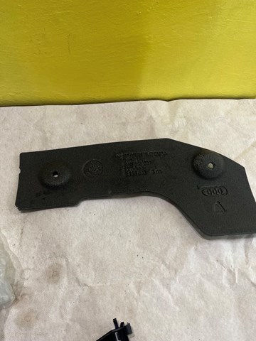 8W1819593 VAG купить в Одесса