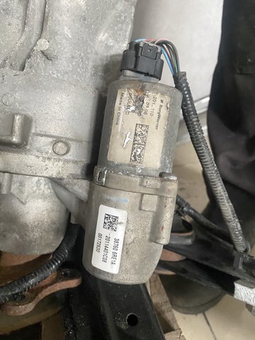 NISSAN 383006RE1A Редуктор задний в наличии Украина