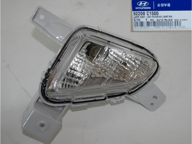 Фара противотуманная, правая 92208C1500 HYUNDAI