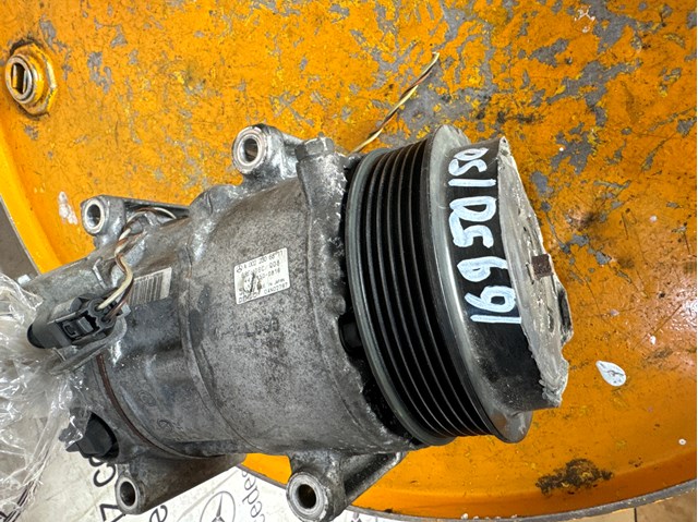 MERCEDES 0022306811 Компрессор кондиционера в наличии Черкассы