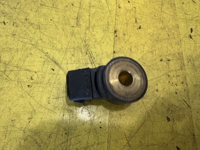 0041539028 Датчик детонации купить Харьков