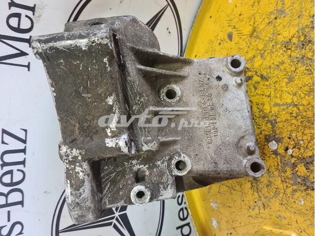 Кронштейн насоса г/у руля 1022360830 MERCEDES