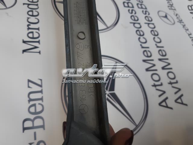1638260277 MERCEDES Ресничка (накладка) правой фары купить в Ирпень