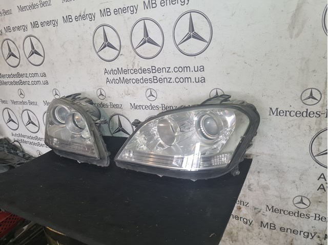 MERCEDES 1648205461 Правая фара в наличии Николаев