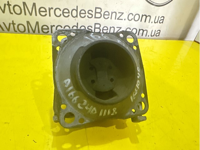 Подушка КПП 1662401118 MERCEDES