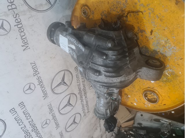 MERCEDES 1663300400 Редуктор передний в наличии Одесса