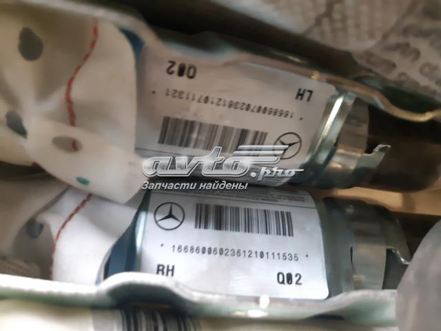 MERCEDES A1668600602 Шторка боковая, правая в наличии Ровно