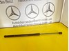 Стойка капота левая 1669802364 MERCEDES