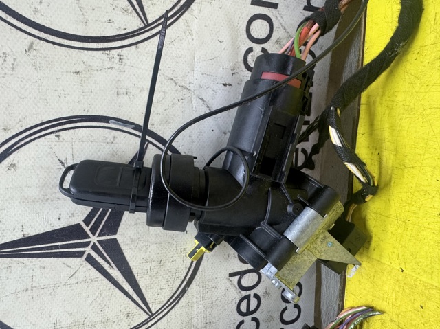 1684600004 MERCEDES Замок зажигания купить в Киев