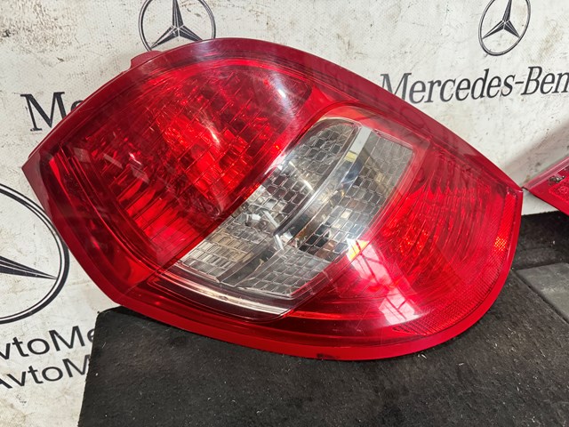 Задний правый стоп 1698202864 MERCEDES
