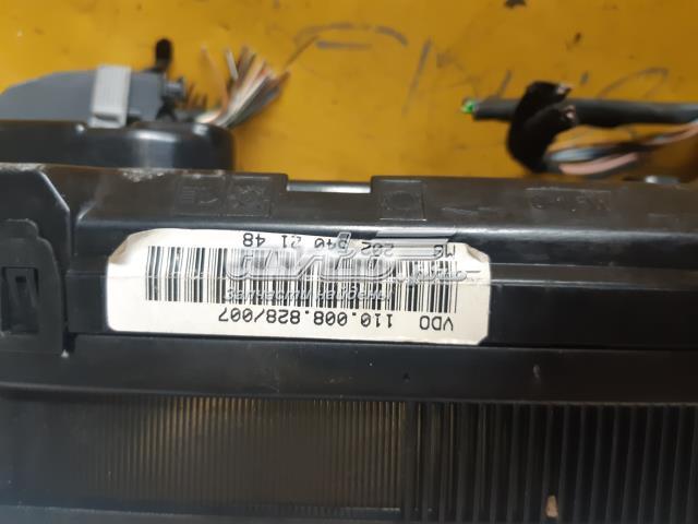 MERCEDES 2025402148 Приборная доска (щиток приборов) в наличии Чернигов
