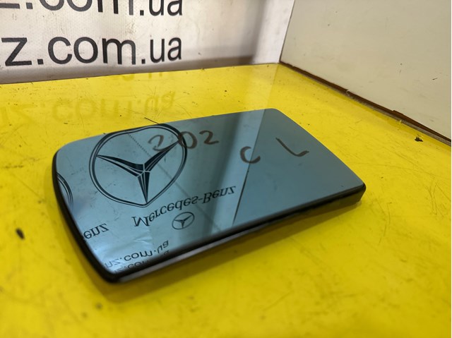 Зеркальный элемент левый 2028100721 MERCEDES