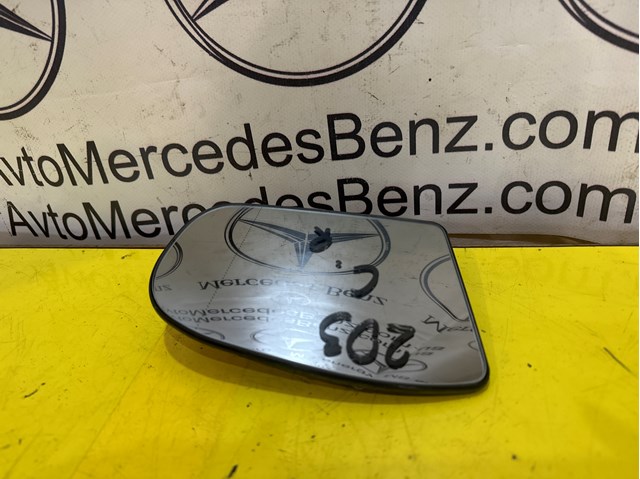 Стекло зеркала заднего вида, правого 2038100221 MERCEDES