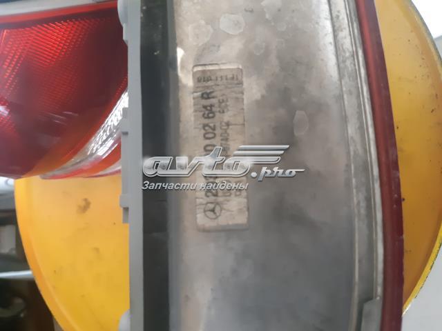 2038200264 MERCEDES Задний фонарь купить в Украина