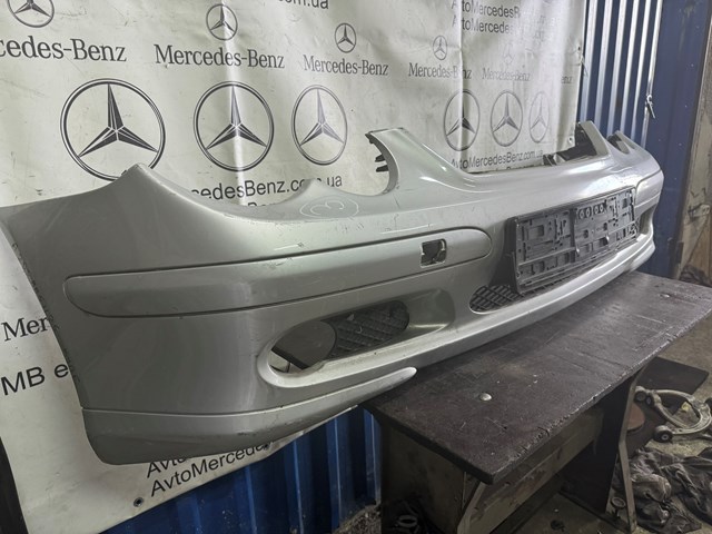 MERCEDES 2038851125 Передний бампер в наличии Львов
