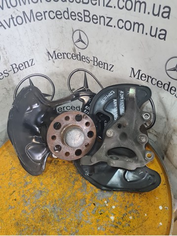 2043320201 MERCEDES Цапфа (поворотный кулак) передний правый купить в Полтава