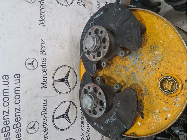 2043323401 MERCEDES Цапфа (поворотный кулак) передний правый купить в Украина