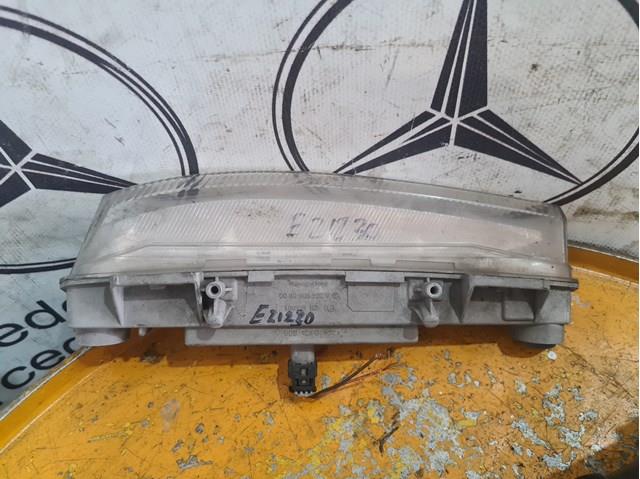 Фара дневного света, левая 2049068900 MERCEDES