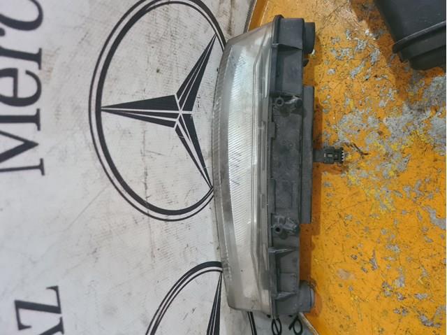 Ходовые огни, правый 2049069000 MERCEDES