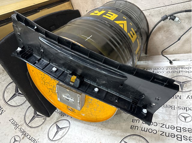 MERCEDES 2056900341 в наличии Киев