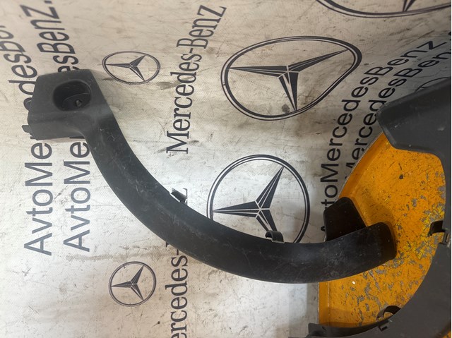 MERCEDES 2058212400 в наличии Украина