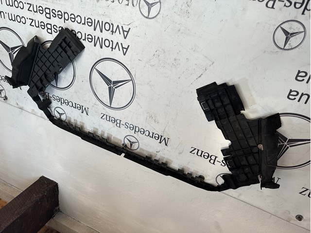 MERCEDES 2075052530 Дефлектор радиатора в наличии Черкассы