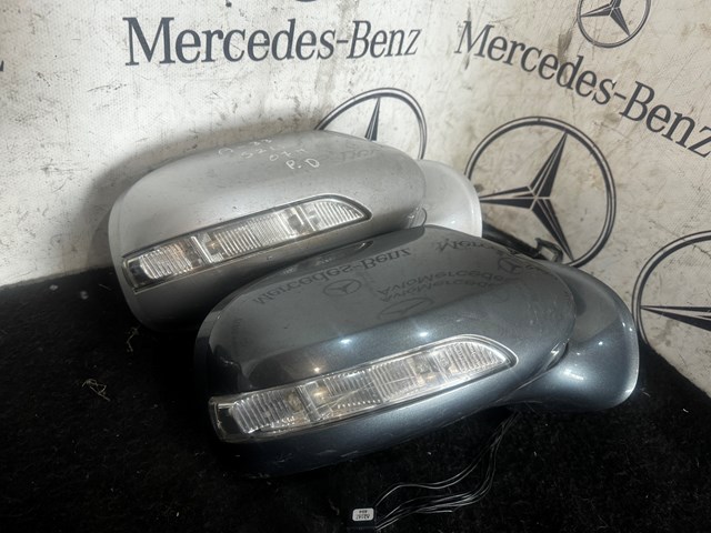 Правое боковое зеркало 2118101476 MERCEDES
