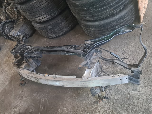 A2126201100 MERCEDES Верхняя рамка радиатора купить в Ровно