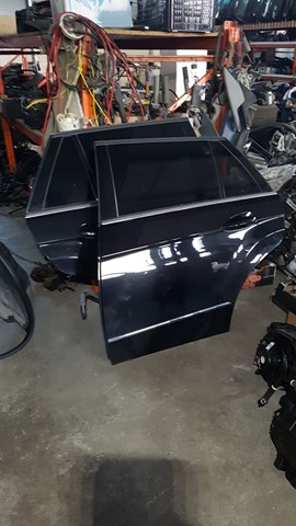 Дверь задняя, левая 2127300305 MERCEDES