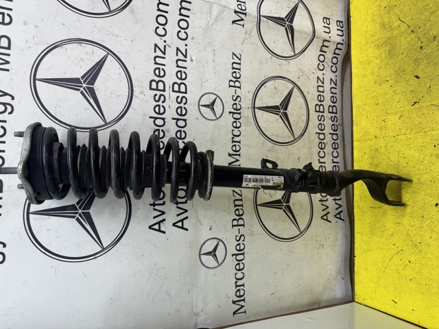 Стойка передняя правая 2133202866 MERCEDES