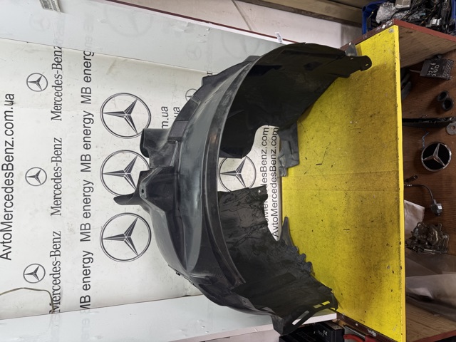 Локер передний левый 2426900130 MERCEDES
