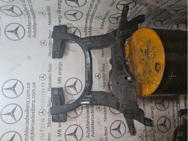Подрамник передней подвески 2466201200 MERCEDES