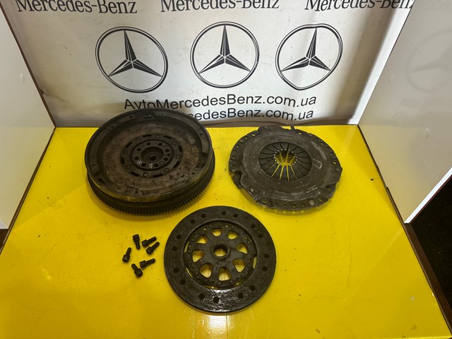 Маховик двигателя 6050300805 MERCEDES