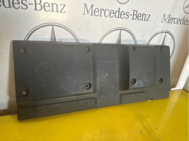 Крышка мотора декоративная 6060100167 MERCEDES