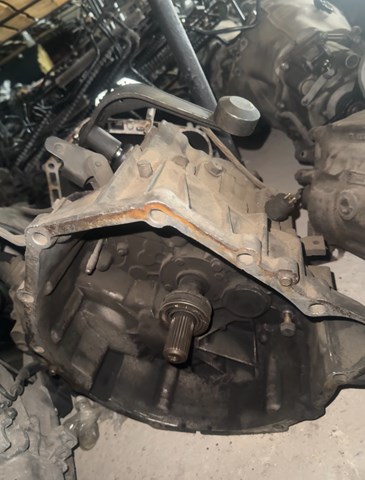 6382600100 MERCEDES КПП в сборе (механическая коробка передач) купить в Ирпень