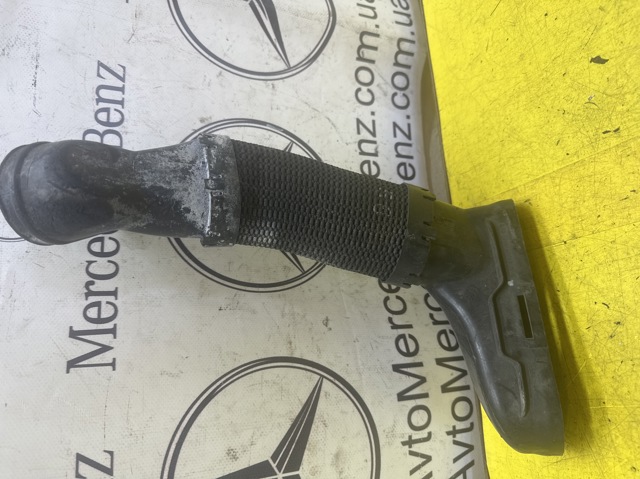 MERCEDES 6420945697 Впускной патрубок воздушного фильтра в наличии Винница
