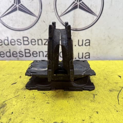 Передние тормозные колодки A0004209000 MERCEDES