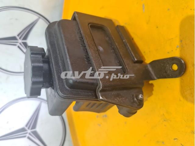 Бачки запасные (для масла) A0004600183 MERCEDES
