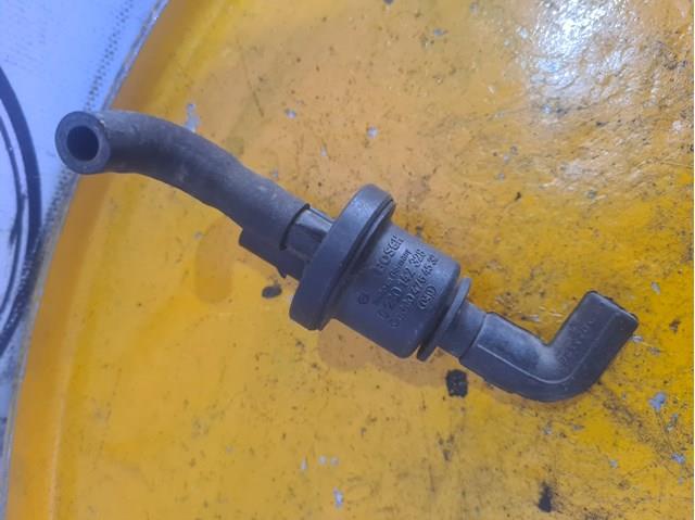Клапан EGR системы рециркуляции отработавших газов A0004764532 MERCEDES