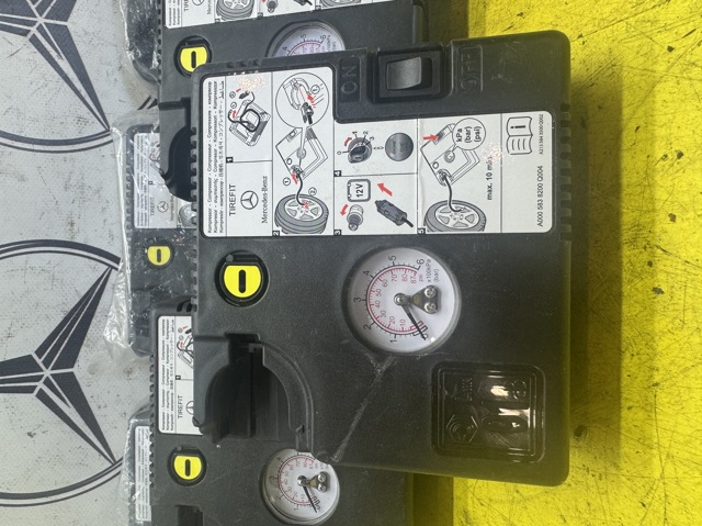 MERCEDES A0005838200 Компрессор для подкачки шин в наличии Украина