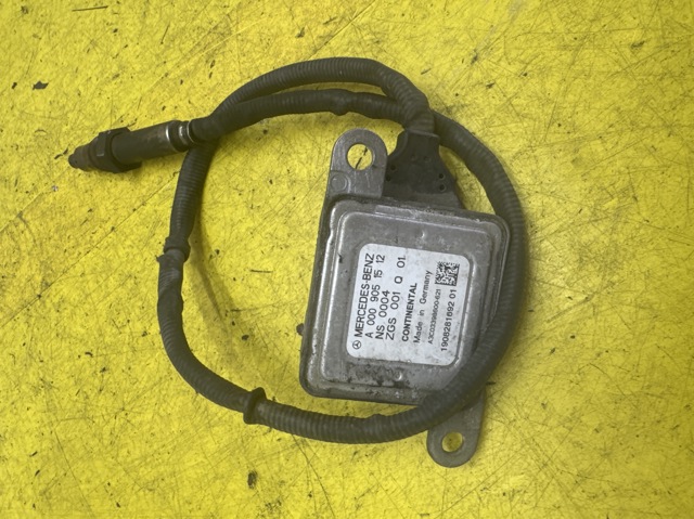 Датчик оксидов азота NOX A0009051512 MERCEDES