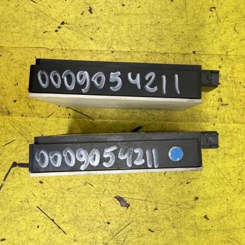 Радарный датчик дистанции A0009054211 MERCEDES