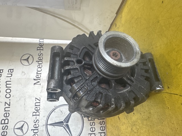 Генератор автомобильный A0009061722 MERCEDES