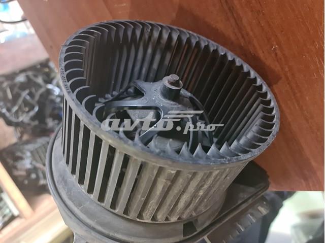 Мотор вентилятора печки (отопителя салона) A0018305608 