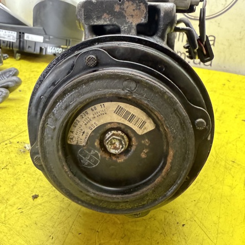 Компрессор климатической установки A0032306011 MERCEDES