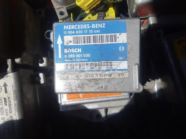 Блок управления airbag A0048201710 MERCEDES